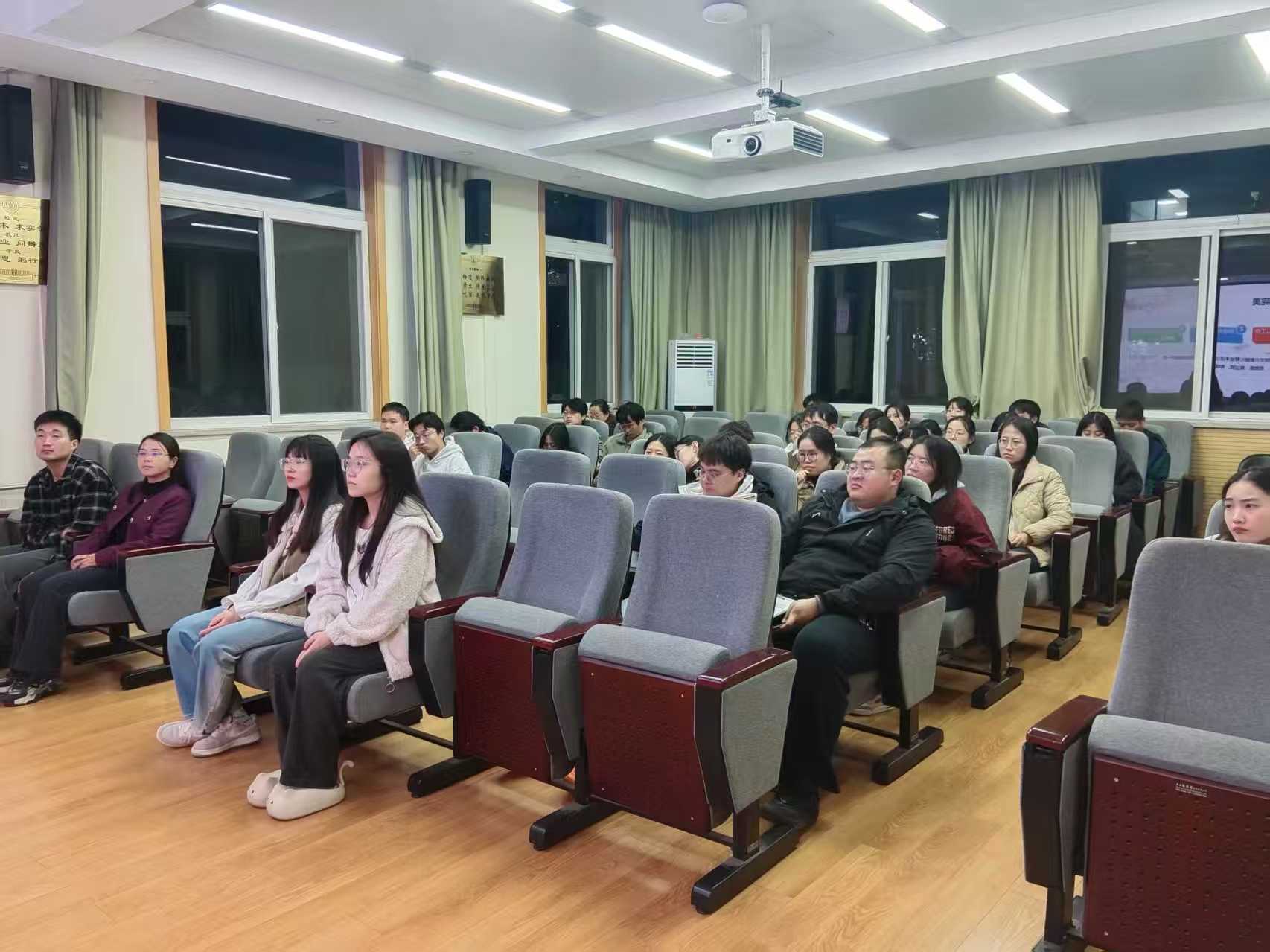 ebc8018a0ae8ca9c6c9be64d3297216f.jpg